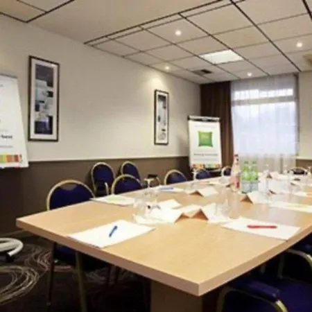 Отель Ibis Styles Paris Roissy-cdg